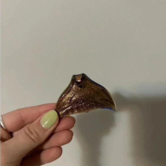 5/$25 🎀 blown glass glitter  whale tail pendant - Picture 4 of 6